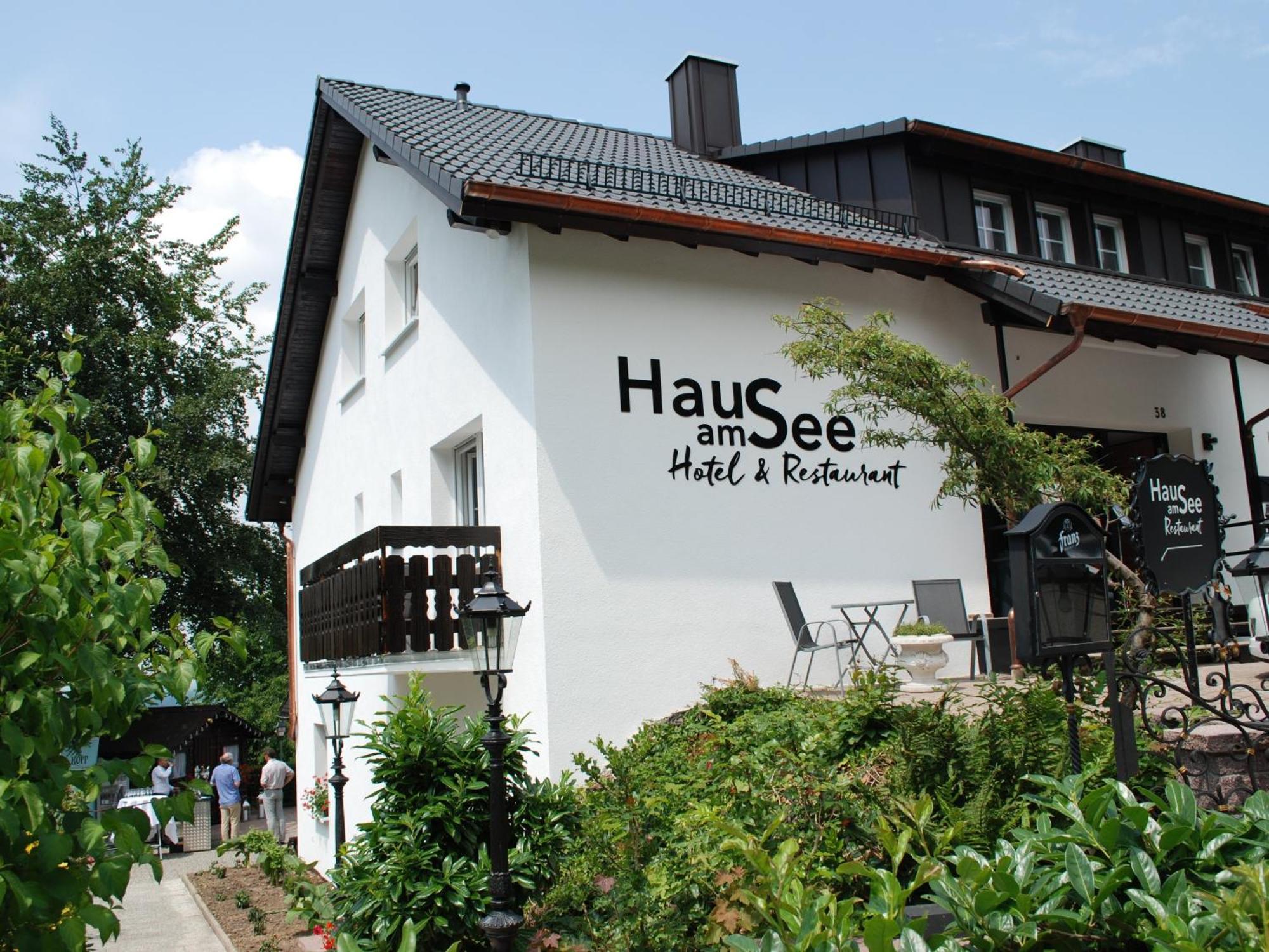 Das Haus Am See Hotel Sinzheim Ngoại thất bức ảnh